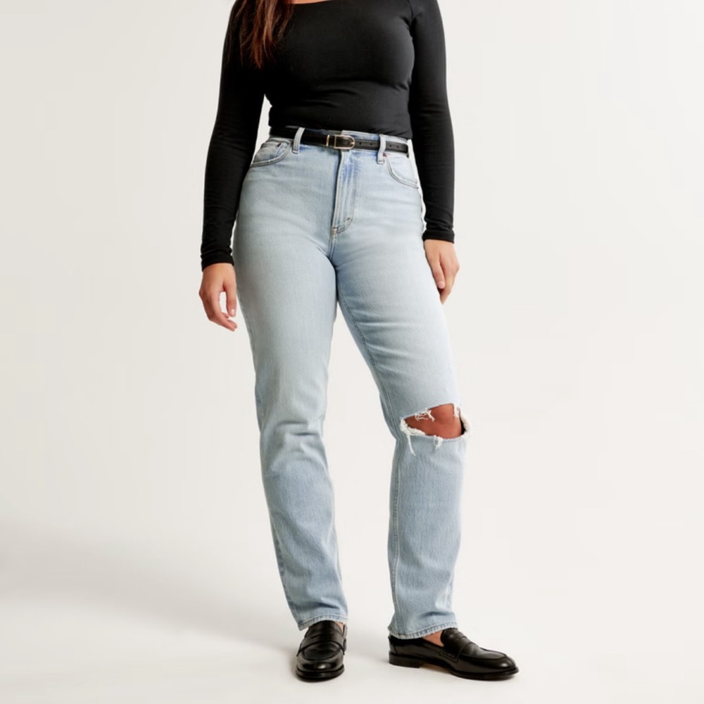 Abercrombie and Fitch Curve Love Ultra High Rise 90s Straight Jean